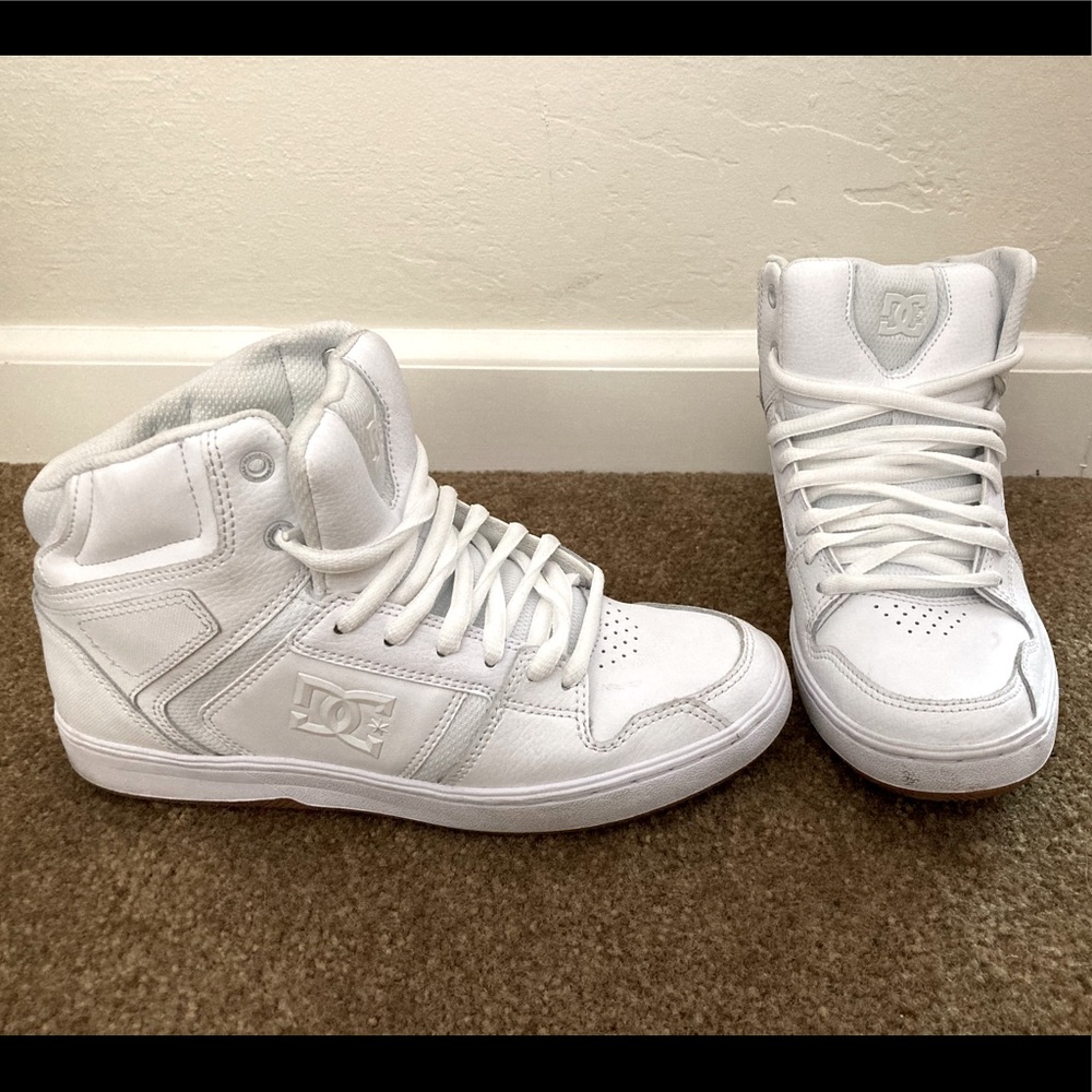 DC Skate Shoes